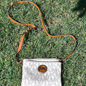 Michele Kors crossbody